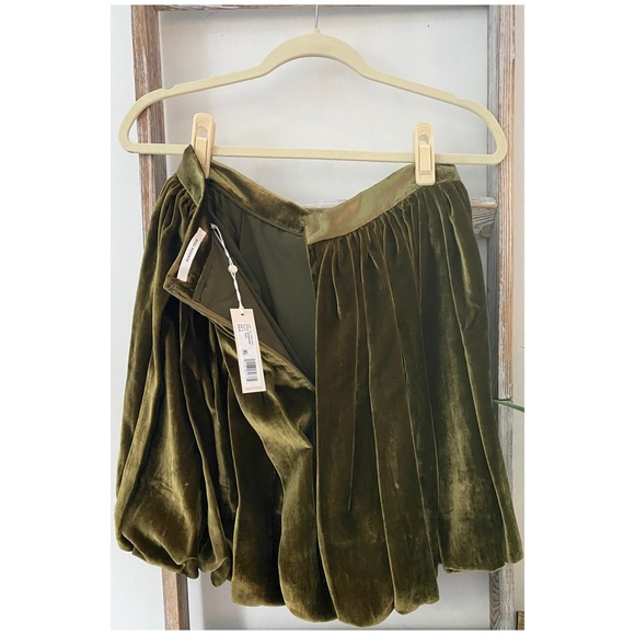 Rebecca Taylor • Velvet Skirt • “Military” • Size 8 - Picture 4 of 7